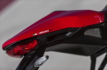 Ducati Monster 1200 R 2018 - Bild 26 Ducati Monster 1200 R 2018 - Bild 26